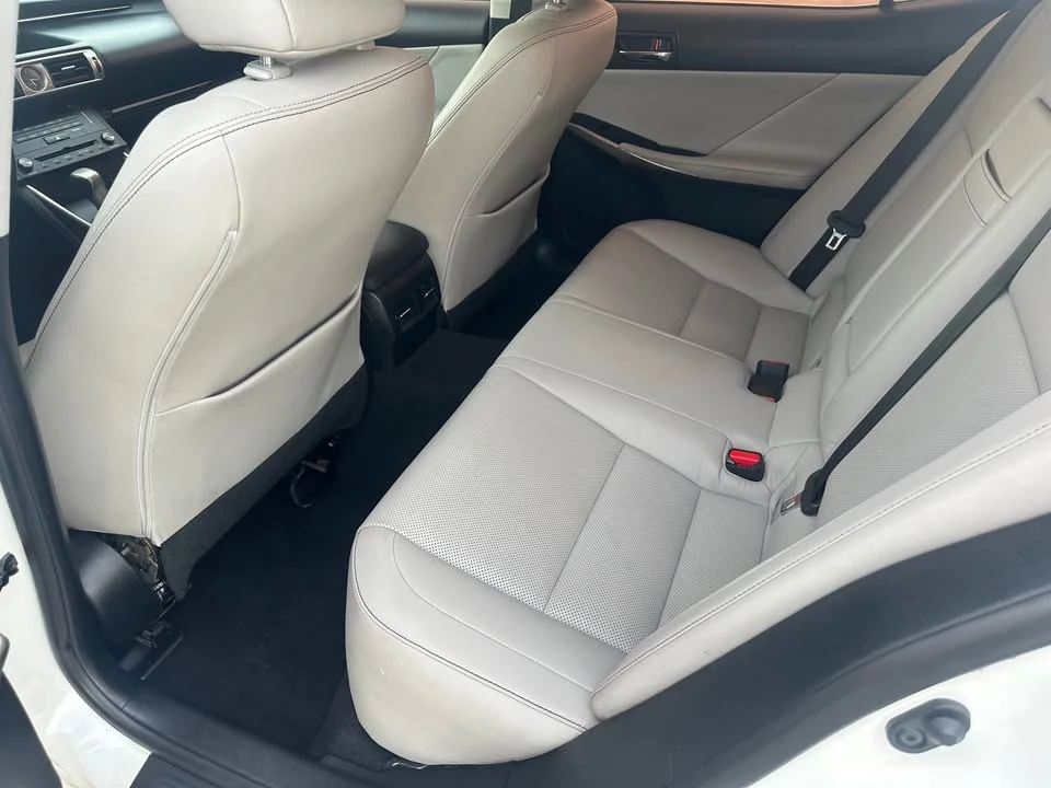 2016 Lexus IS 3rd Gen - Image 6 of 8