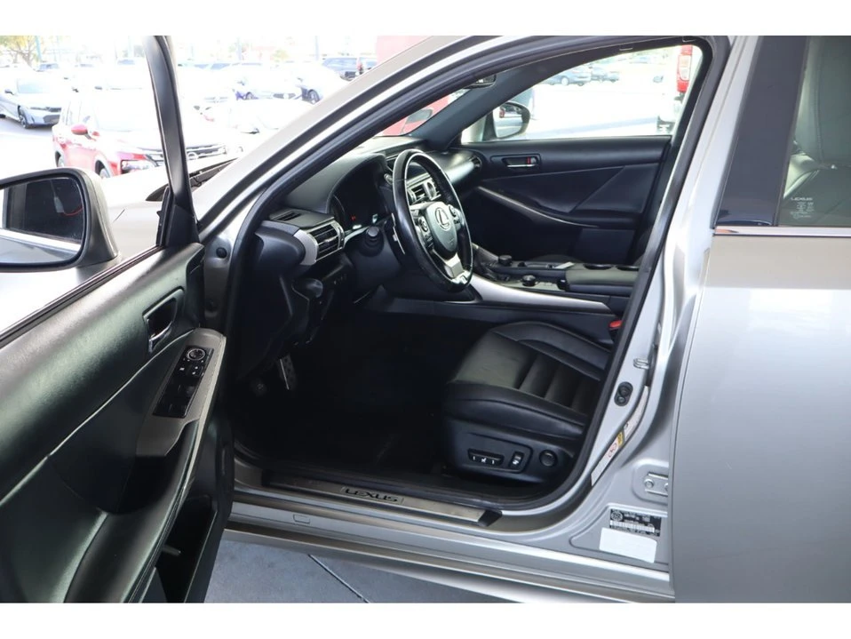 2016 Lexus IS 3rd Gen - Image 14 of 20