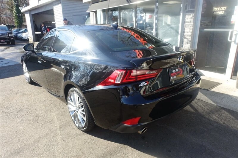 2016 Lexus IS 3rd Gen - Image 5 of 11