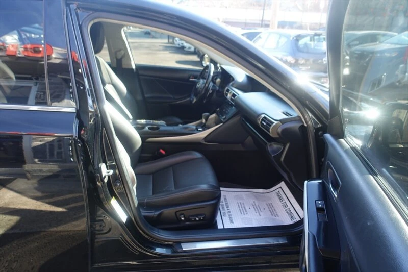 2016 Lexus IS 3rd Gen - Image 8 of 11