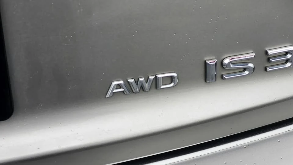 2016 Lexus IS 3rd Gen - Image 11 of 16