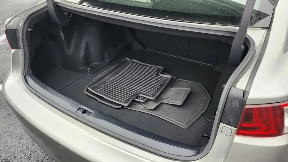 2016 Lexus IS 3rd Gen - Image 12 of 16