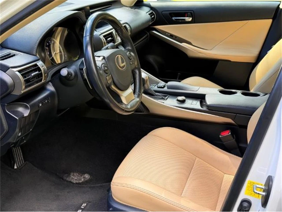 2016 Lexus IS 3rd Gen - Image 16 of 22