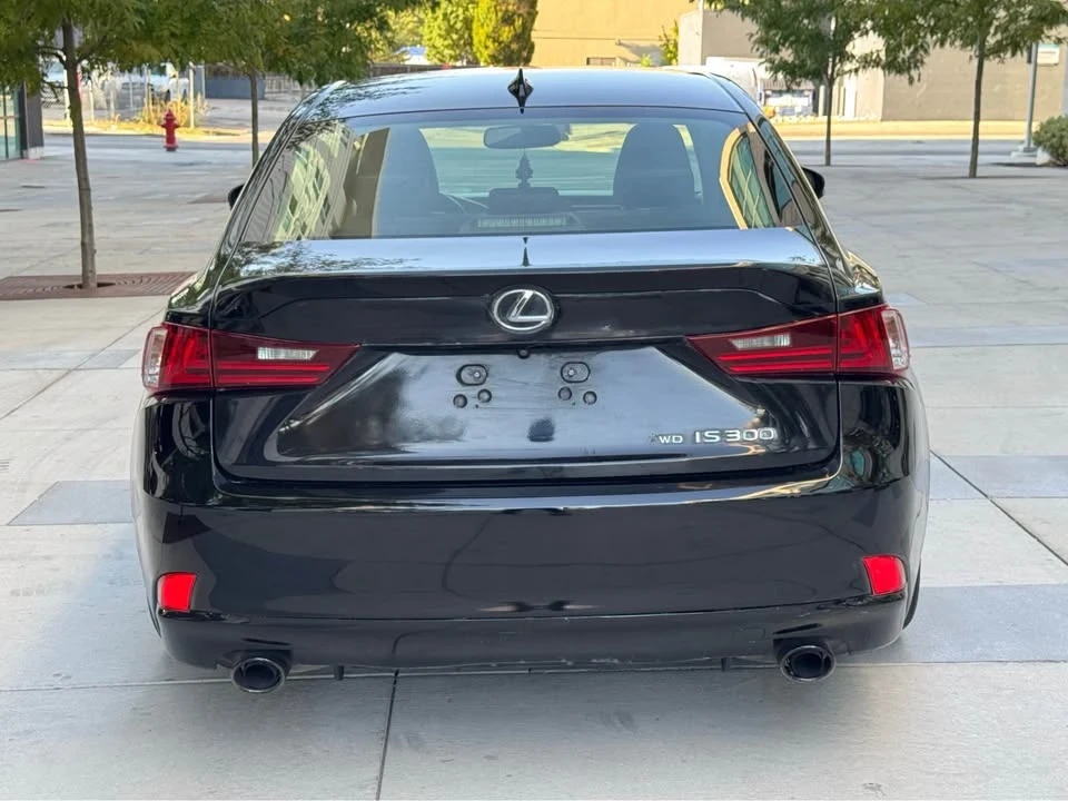 2016 Lexus IS 3rd Gen - Image 4 of 15