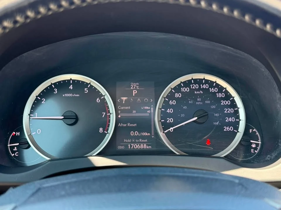 2016 Lexus IS 3rd Gen - Image 9 of 20