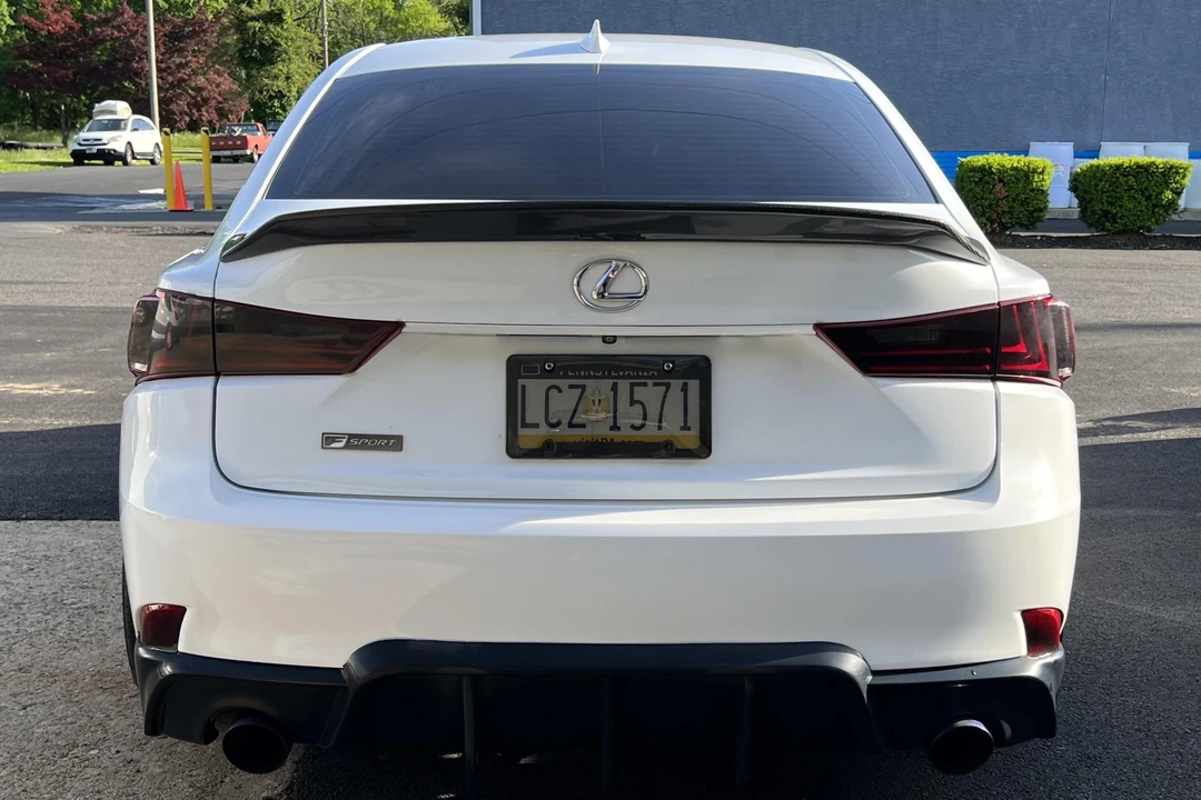 2016 Lexus IS 3rd Gen - Image 5 of 31