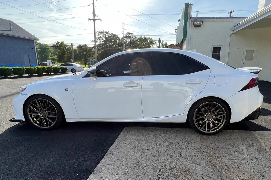 2016 Lexus IS 3rd Gen - Image 9 of 31
