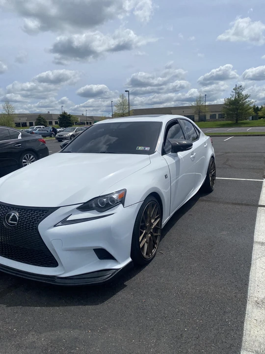 2016 Lexus IS 3rd Gen - Image 22 of 31