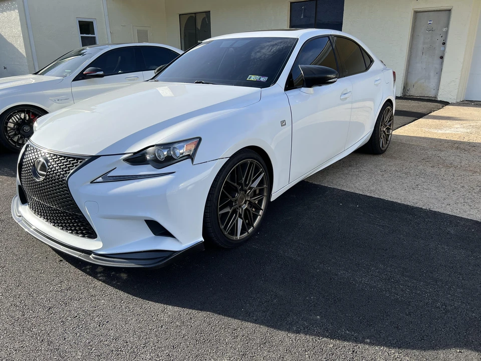 2016 Lexus IS 3rd Gen - Image 8 of 31