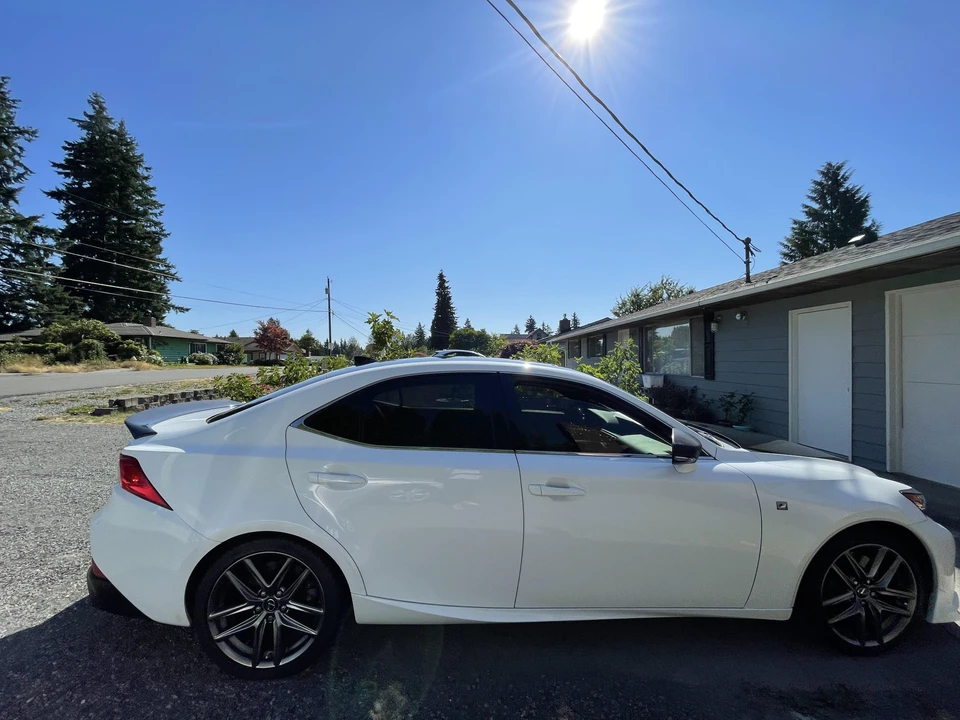 2016 Lexus IS 3rd Gen - Image 14 of 31
