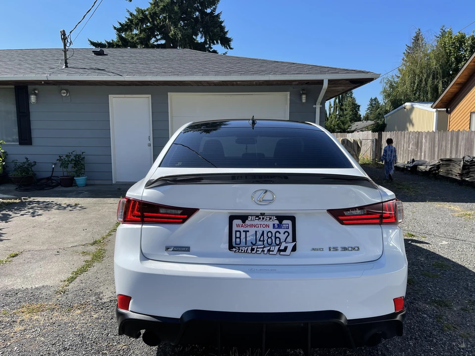 2016 Lexus IS 3rd Gen - Image 12 of 31