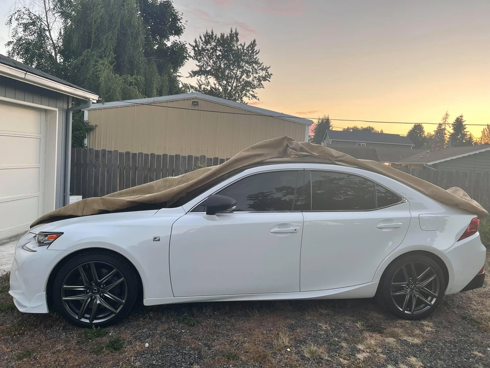 2016 Lexus IS 3rd Gen - Image 9 of 31