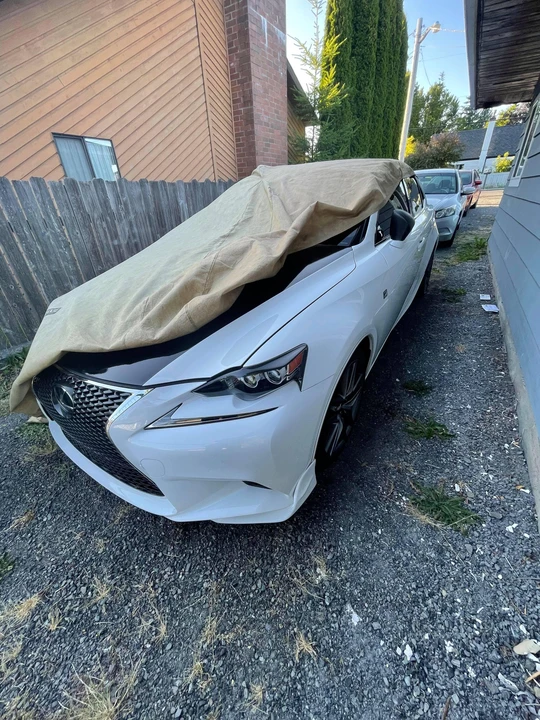 2016 Lexus IS 3rd Gen - Image 25 of 31