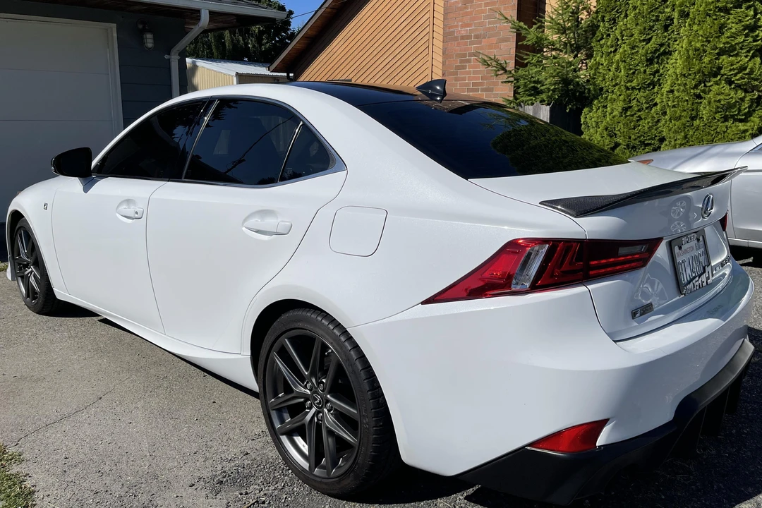 2016 Lexus IS 3rd Gen - Image 4 of 31