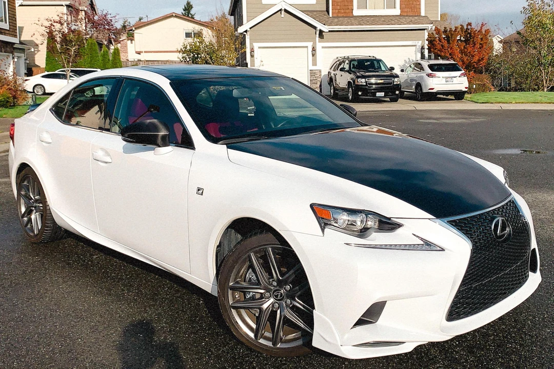 2016 Lexus IS 3rd Gen - Image 3 of 31