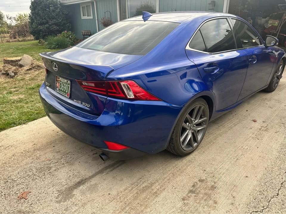 2016 Lexus IS 3rd Gen - Image 4 of 8