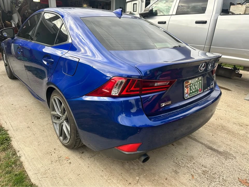 2016 Lexus IS 3rd Gen - Image 5 of 8