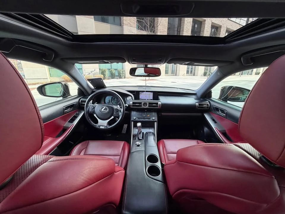 2016 Lexus IS 3rd Gen - Image 7 of 13