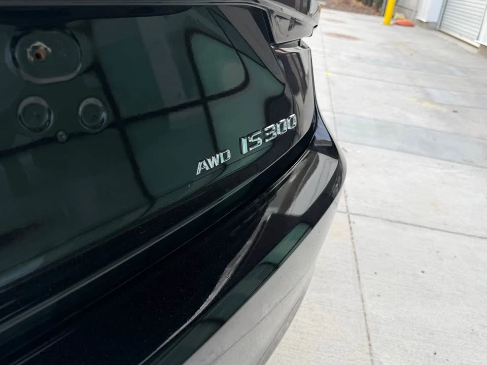 2016 Lexus IS 3rd Gen - Image 6 of 13