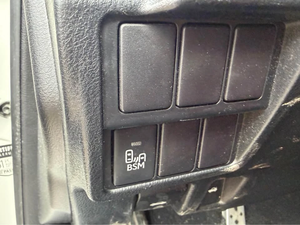 2016 Lexus IS 3rd Gen - Image 12 of 17