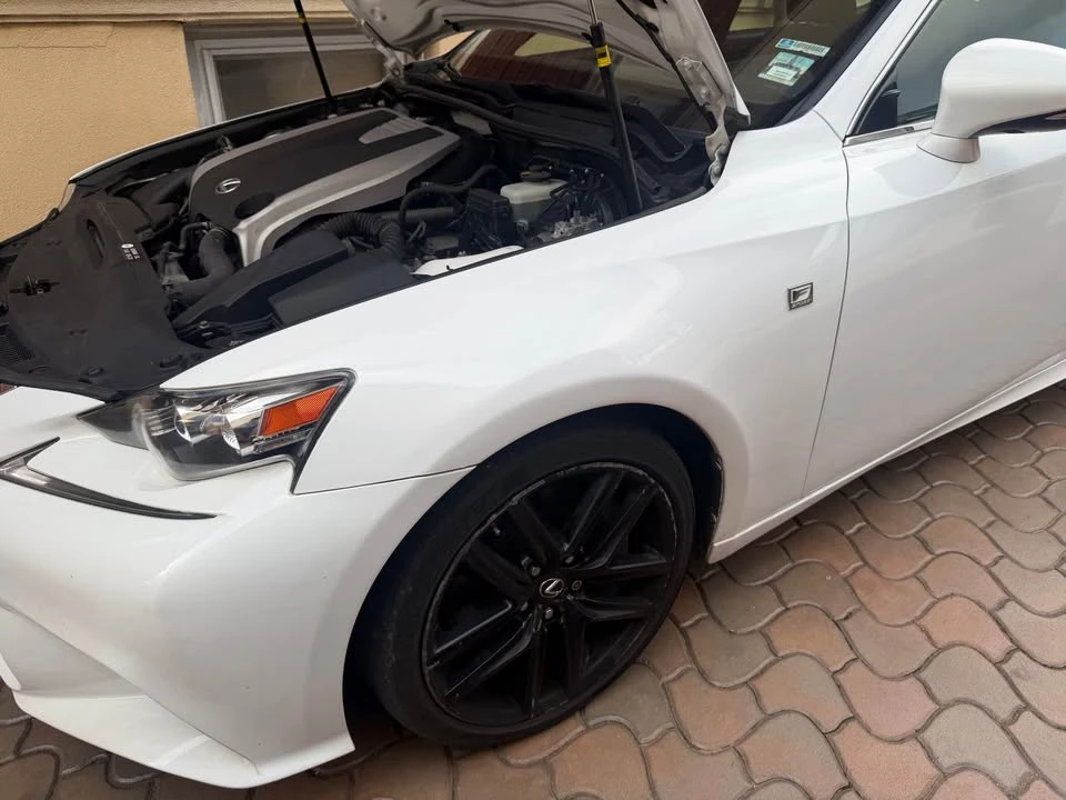 2016 Lexus IS 3rd Gen - Image 17 of 17