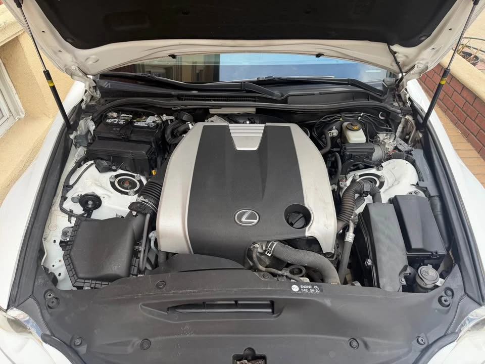 2016 Lexus IS 3rd Gen - Image 14 of 17