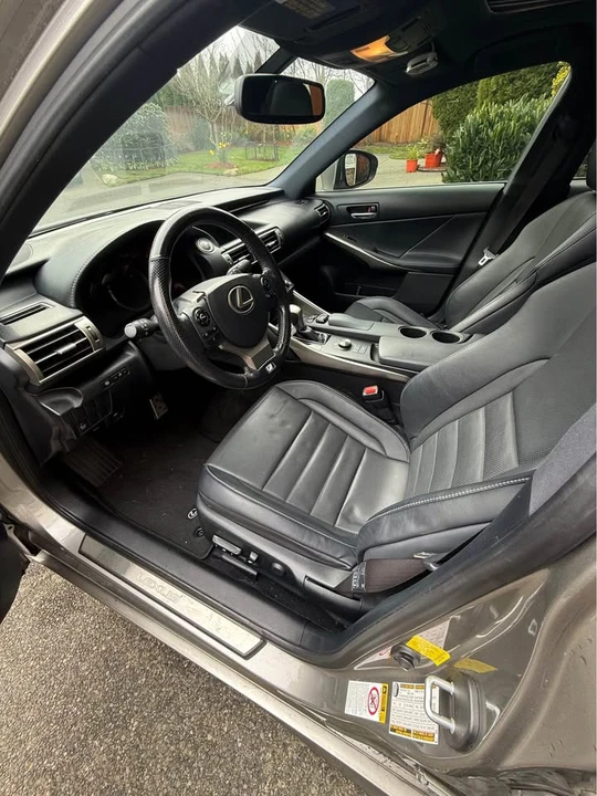 2016 Lexus IS 3rd Gen - Image 11 of 18