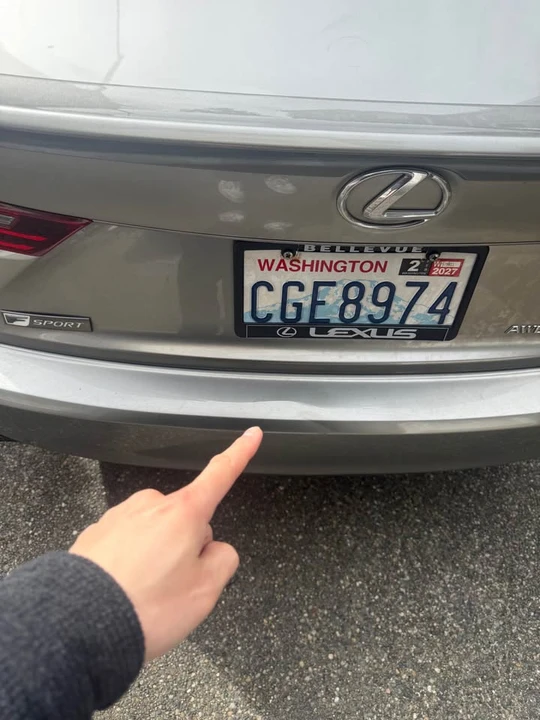 2016 Lexus IS 3rd Gen - Image 17 of 18