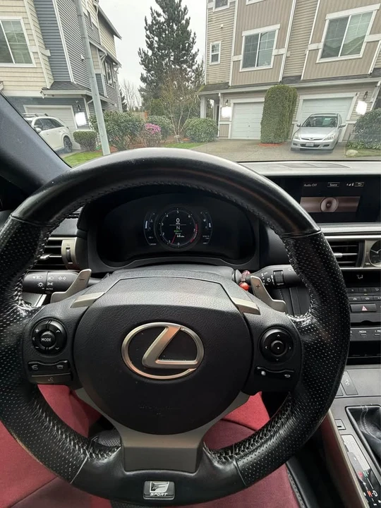 2016 Lexus IS 3rd Gen - Image 15 of 18