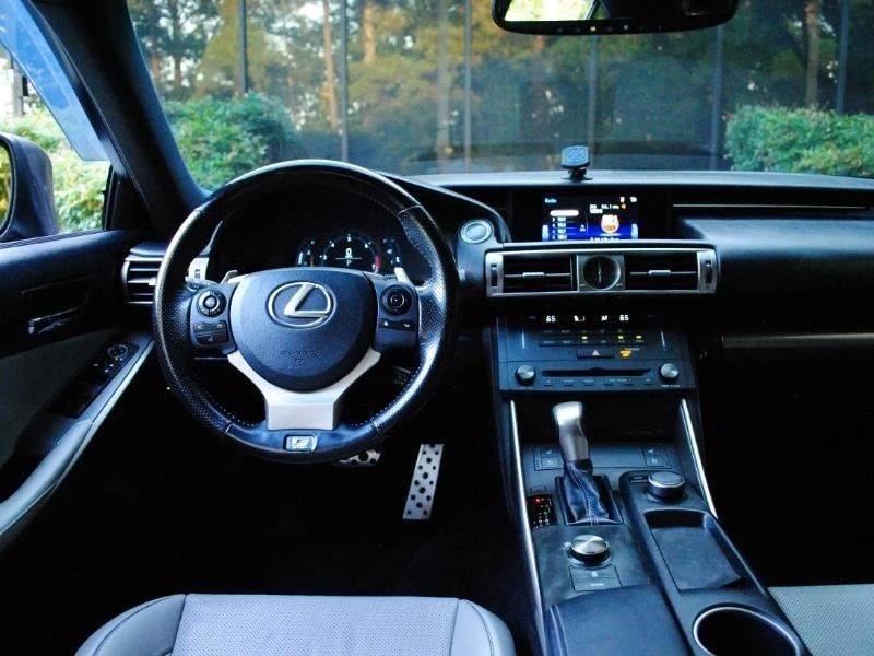 2016 Lexus IS 3rd Gen - Image 6 of 10