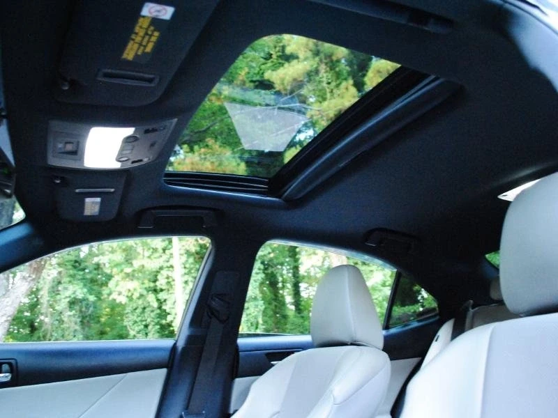 2016 Lexus IS 3rd Gen - Image 7 of 10