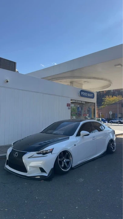 2016 Lexus IS 3rd Gen - Image 4 of 6