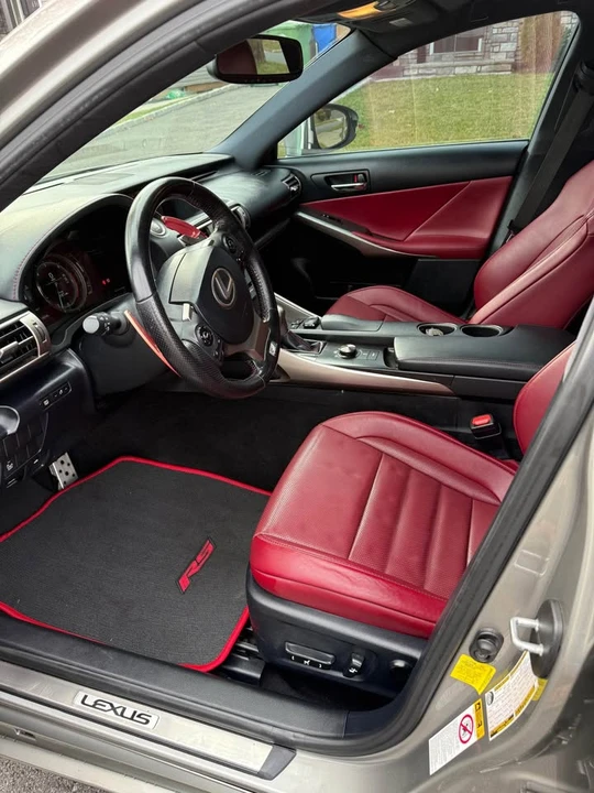 2016 Lexus IS 3rd Gen - Image 7 of 13