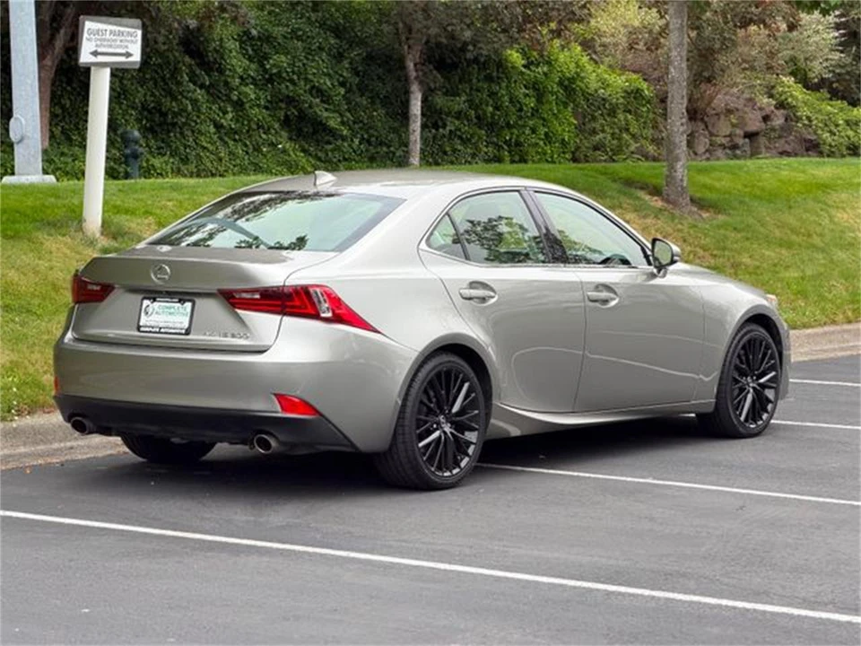 2016 Lexus IS 3rd Gen - Image 6 of 31