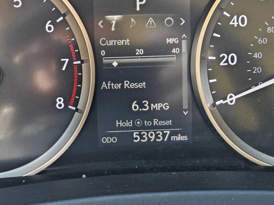 2016 Lexus IS 3rd Gen - Image 8 of 15