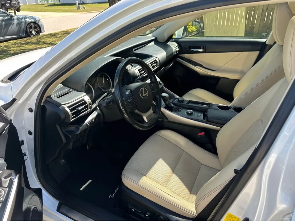 2016 Lexus IS 3rd Gen - Image 11 of 20