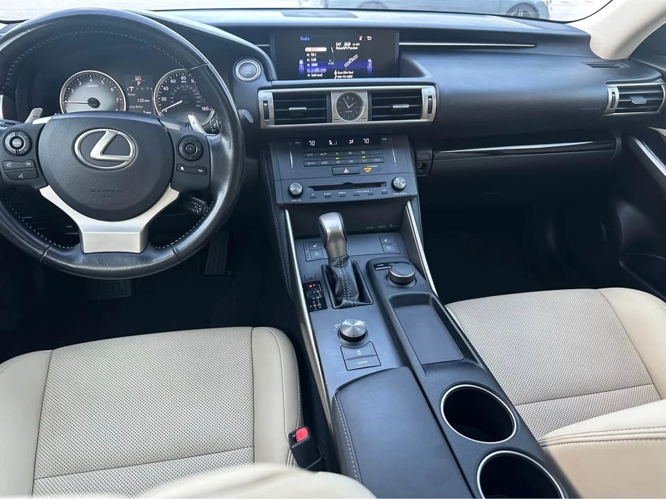 2016 Lexus IS 3rd Gen - Image 18 of 20