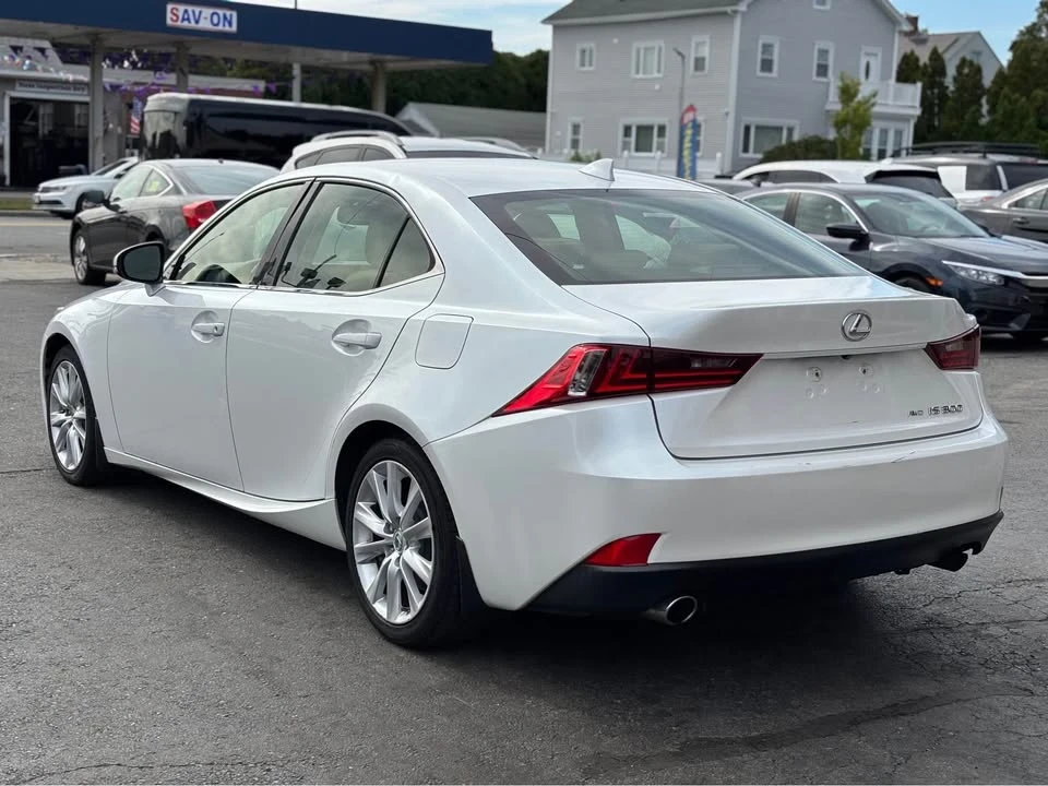 2016 Lexus IS 3rd Gen - Image 5 of 20