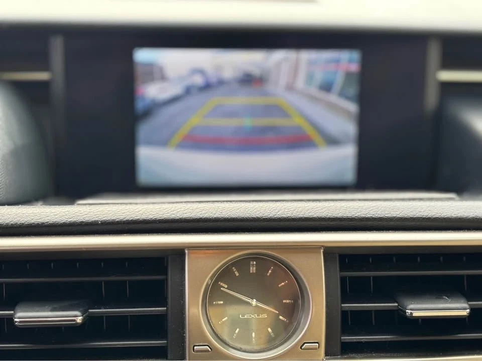 2016 Lexus IS 3rd Gen - Image 17 of 20