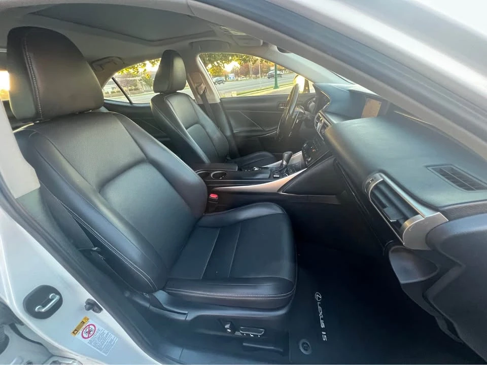 2016 Lexus IS 3rd Gen - Image 11 of 20