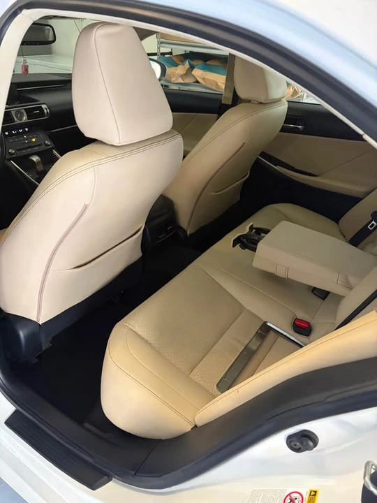 2016 Lexus IS 3rd Gen - Image 4 of 6