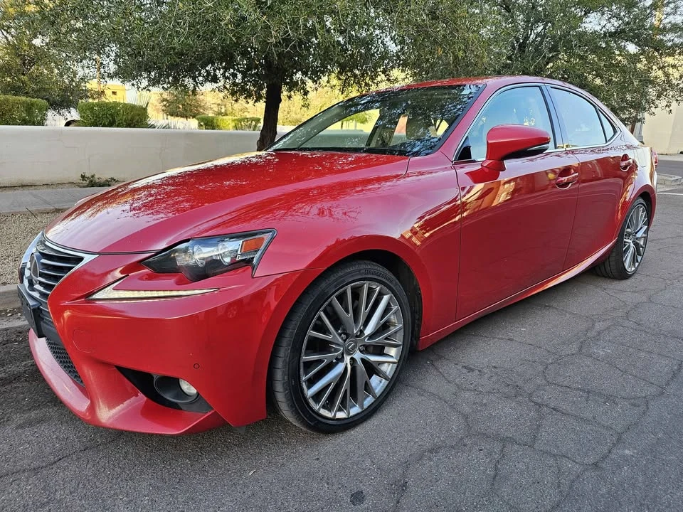 2016 Lexus IS 3rd Gen - Image 15 of 17