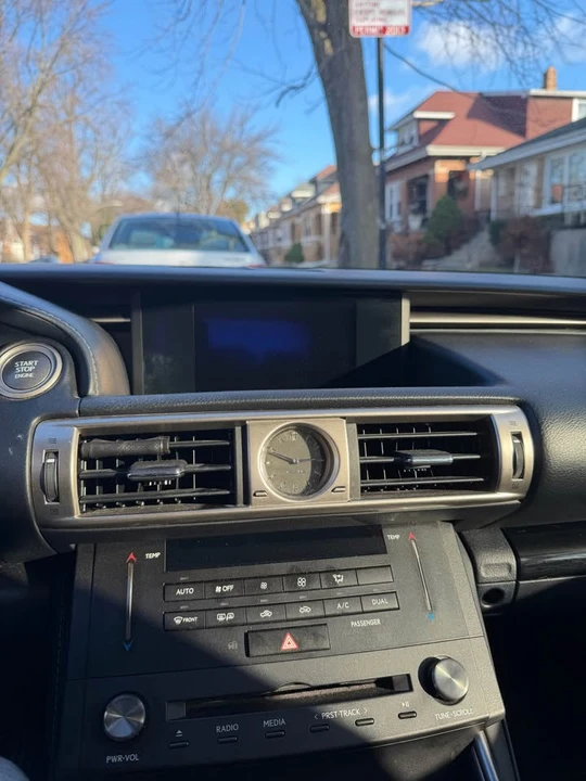 2016 Lexus IS 3rd Gen - Image 4 of 12