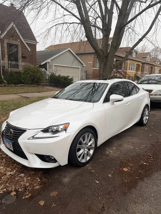 2016 Lexus IS 3rd Gen - Image 7 of 12