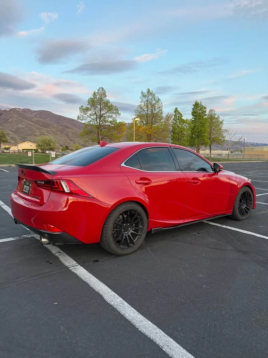 2016 Lexus IS 3rd Gen - Image 5 of 11