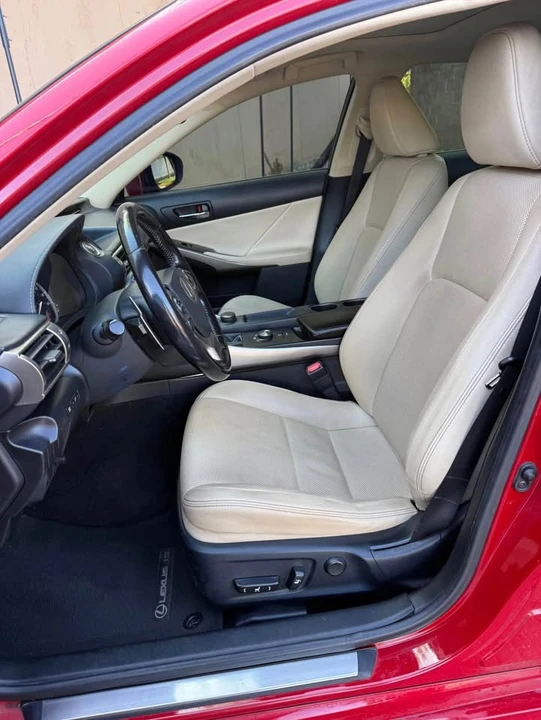 2016 Lexus IS 3rd Gen - Image 9 of 11