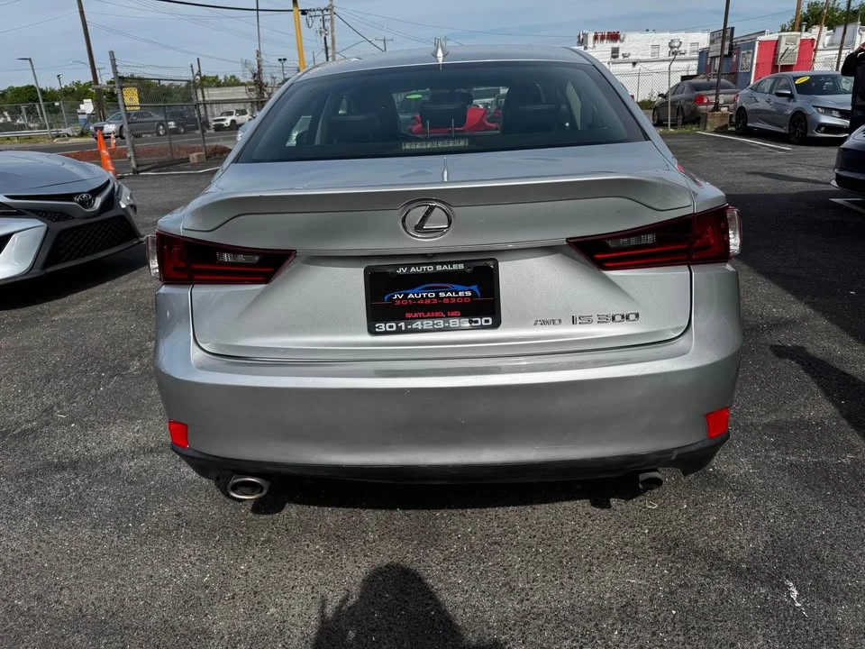 2016 Lexus IS 3rd Gen - Image 8 of 19