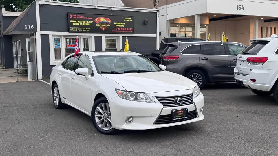 2016 Lexus IS 3rd Gen - Image 7 of 18