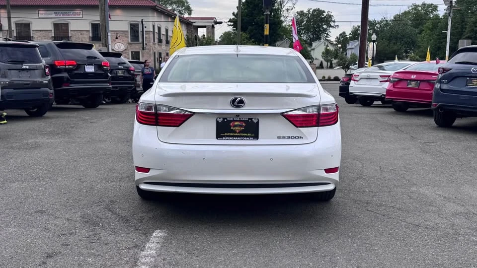 2016 Lexus IS 3rd Gen - Image 3 of 18