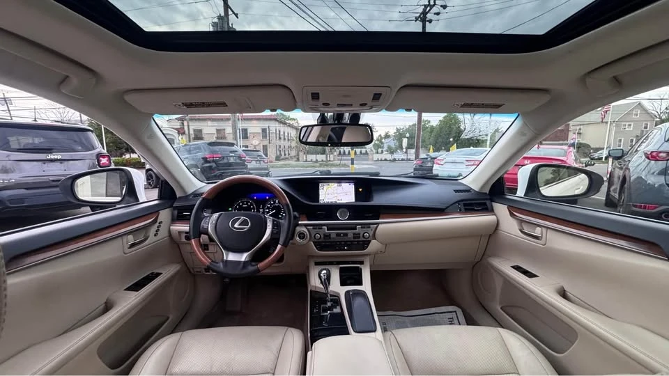 2016 Lexus IS 3rd Gen - Image 11 of 18
